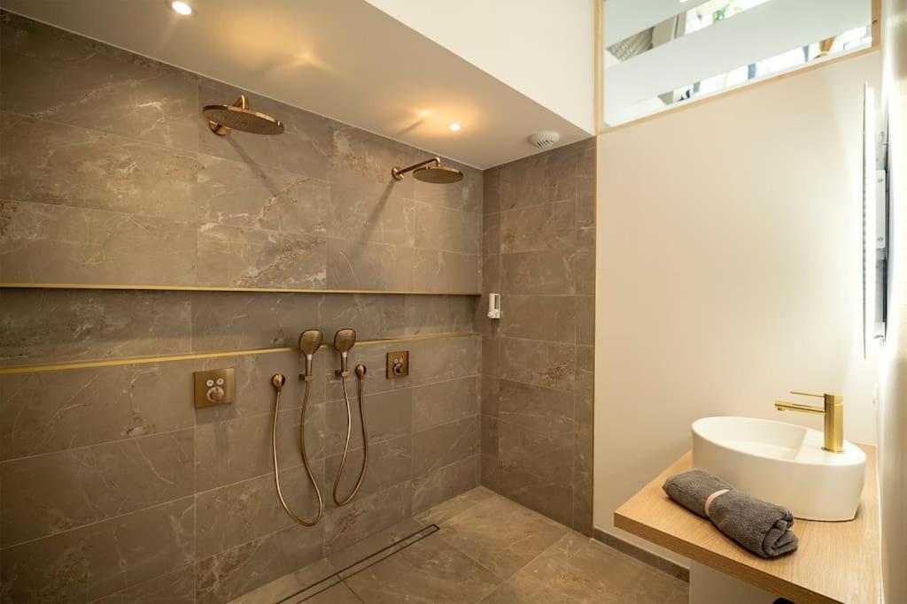 Loft De Luxe Le Chic, Grand Jacuzzi, Vue Port De Plaisance Lejlighed Saint-Valery-en-Caux Eksteriør billede