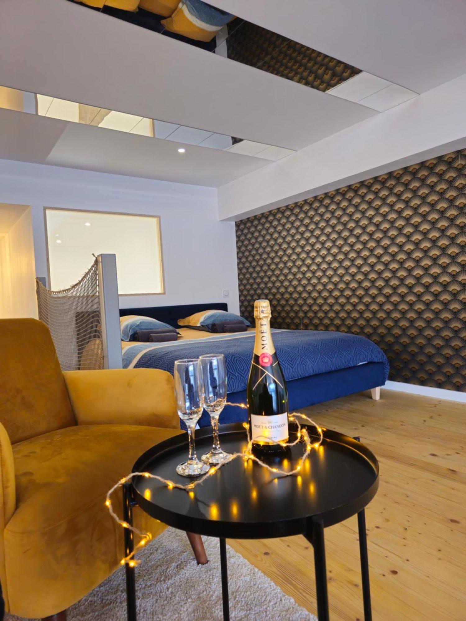 Loft De Luxe Le Chic, Grand Jacuzzi, Vue Port De Plaisance Lejlighed Saint-Valery-en-Caux Eksteriør billede